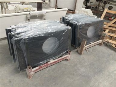 Piatra de cuarț negru