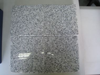 Dale de pavaj din granit gri