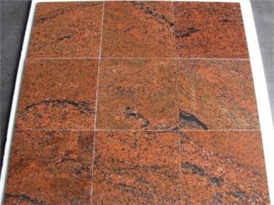 Granit roșu multicolor indian