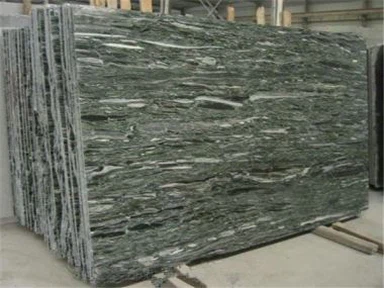 Placi de granit verde deschis