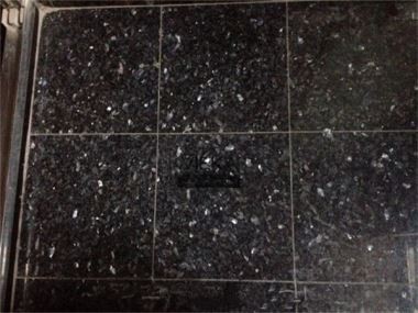 Placi de granit Silver Pearl