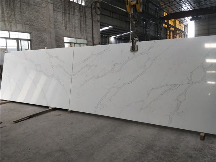 white and quartz worktop for hotel