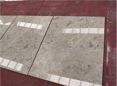 Marmură gri arctică