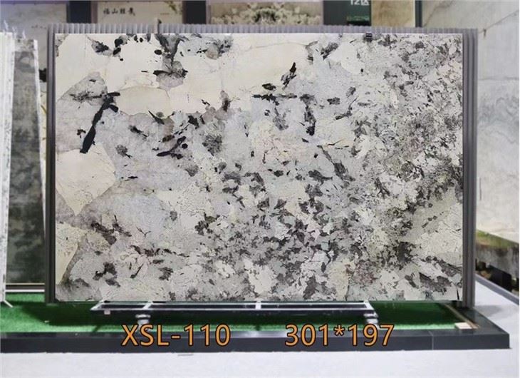 Placă de granit turmalină