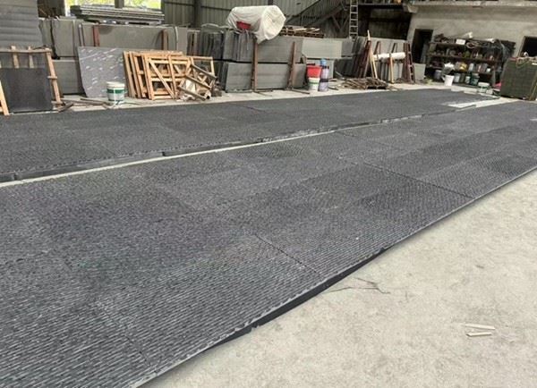Chiseled Grooved Black Granite Wall Tiles