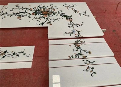 Inlay de marmură albă
